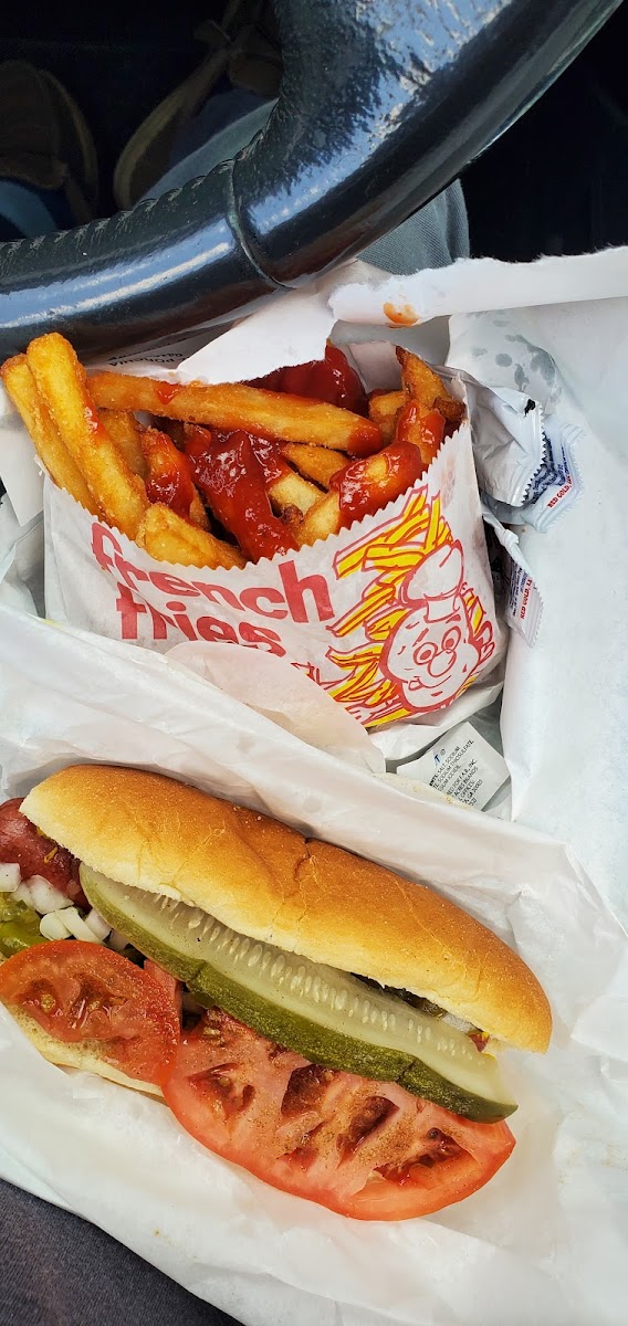 Lili’S Hot Dogs Photos 2